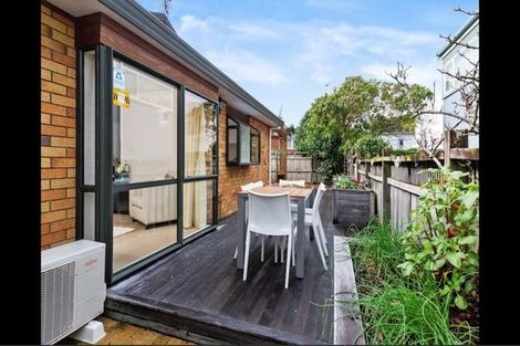 Photo of property in 4/26 Inverness Road, Browns Bay, Auckland, 0630