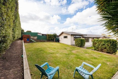 Photo of property in 24 Heatherlea Heights, Feilding, 4702