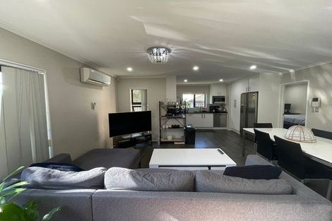 Photo of property in 5 Goyal Lane, Pakuranga, Auckland, 2010
