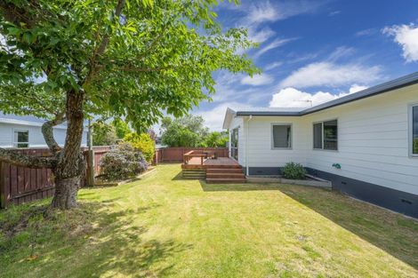Photo of property in 2/35 Otupai Street, Two Mile Bay, Taupo, 3330