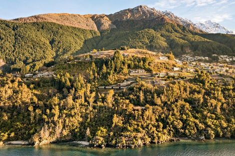 Photo of property in 9 Crystal Lane, Fernhill, Queenstown, 9300