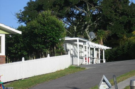 Photo of property in 1/10 Philip Place, Hillcrest, Auckland, 0627