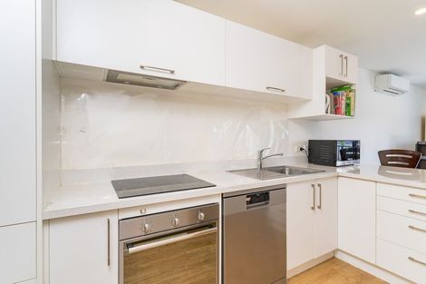 Photo of property in 377 Leith Street, North Dunedin, Dunedin, 9016