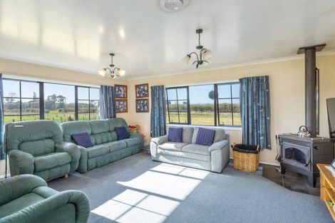 Photo of property in 62 Thomas Road, Carrington, Carterton, 5791