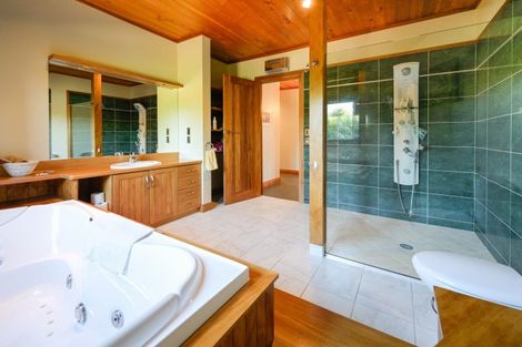 Photo of property in 108 Horton Road, Tasman, Upper Moutere, 7173