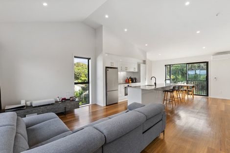 Photo of property in 3 Stockden Place, Karori, Wellington, 6012