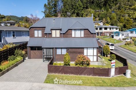Photo of property in 69 Sunbrae Drive, Silverstream, Upper Hutt, 5019