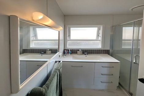 Photo of property in 22 Dolbear Street, Titirangi, Auckland, 0604