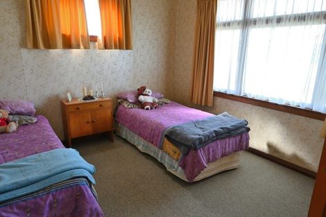 Photo of property in 30 Queen Street, Westport, 7825