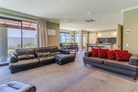 Photo of property in 44 Rhoboro Road, Twizel, 7901