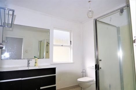 Photo of property in 1/70 Archers Road, Glenfield, Auckland, 0629