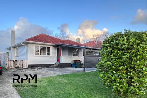 Photo of property in 417 Carrington Street, Upper Vogeltown, New Plymouth, 4310