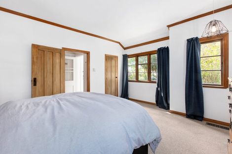 Photo of property in 44 Hardy Street, Waterloo, Lower Hutt, 5011