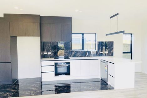 Photo of property in 46 Auranga Drive, Karaka, 2113