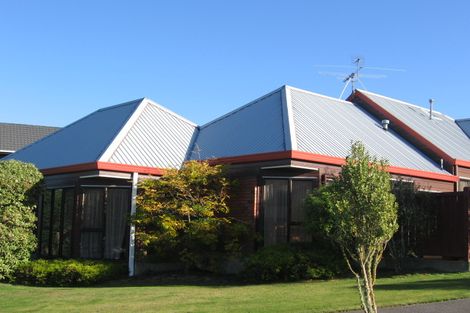 Photo of property in 5 Aintree Grove, Churton Park, Wellington, 6037