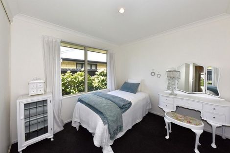 Photo of property in 96a Milns Road, Halswell, Christchurch, 8025