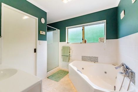 Photo of property in 115 Winara Avenue, Waikanae, 5036