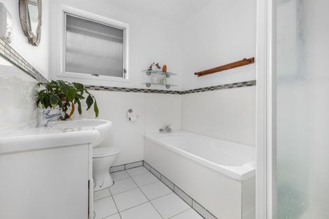 Photo of property in 11 Tweed Road, Papakowhai, Porirua, 5024