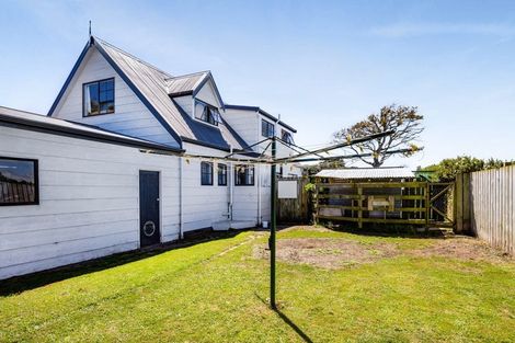 Photo of property in 38 Mcalpine Road, Hawera, 4672