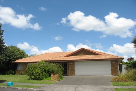 Photo of property in 38 Longford Park Drive, Takanini, 2112