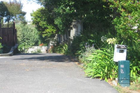 Photo of property in 2/9 Cashmere Place, Glenfield, Auckland, 0629