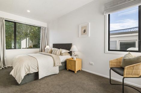 Photo of property in 14 Fordham Street, Beach Haven, Auckland, 0626