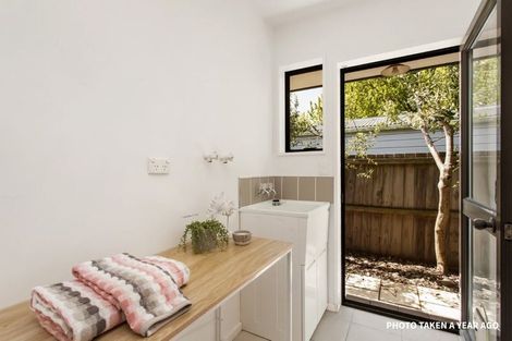 Photo of property in 30 Lees Road, Strowan, Christchurch, 8052