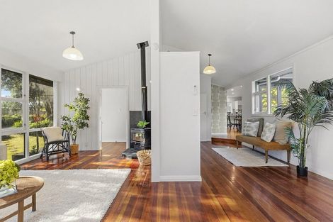 Photo of property in 44 Kahu Road, Paremata, Porirua, 5024