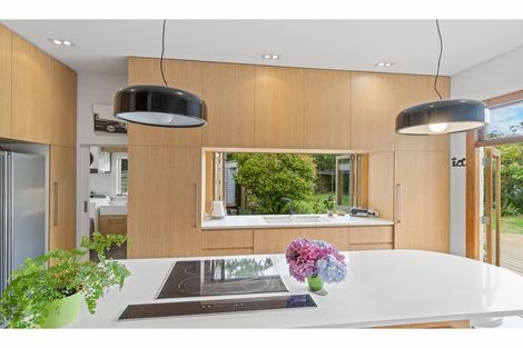 Photo of property in 53 Beckford Road, Saint Martins, Christchurch, 8022