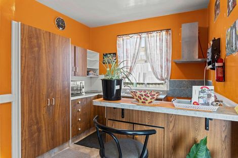 Photo of property in 21 Hay Street, Bromley, Christchurch, 8062