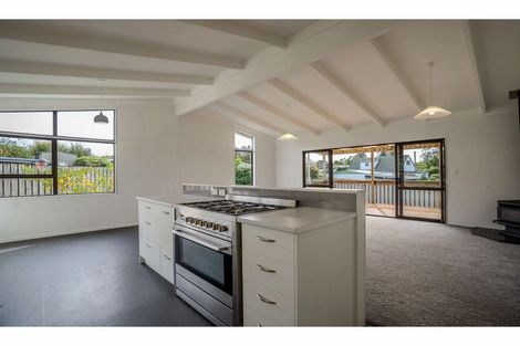 Photo of property in 6a Hawkings Crescent, Kerikeri, 0230