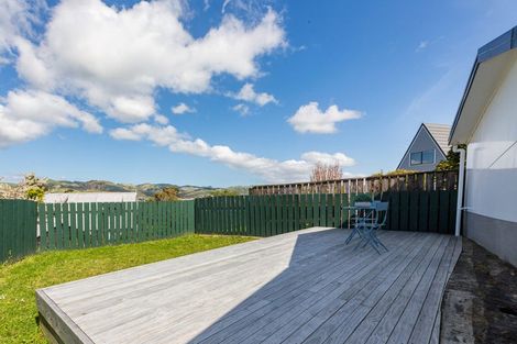 Photo of property in 3 Toporoa View, Ascot Park, Porirua, 5024