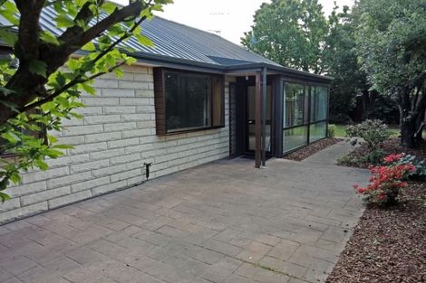 Photo of property in 2/65 Torrens Road, Hillmorton, Christchurch, 8024