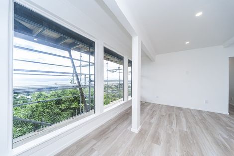 Photo of property in 43b Harbour View Road, Northland, Wellington, 6012