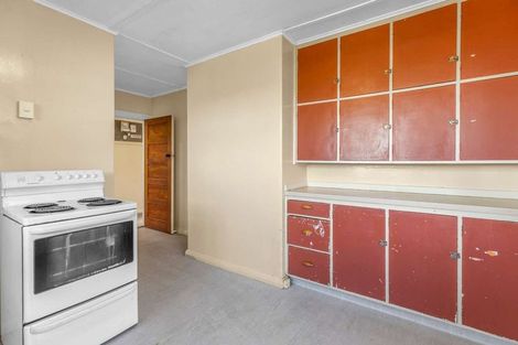 Photo of property in 616 Featherston Street, Roslyn, Palmerston North, 4414