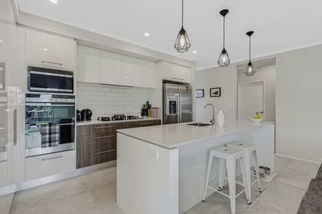 Photo of property in 30 Tyler Davies Drive, Red Beach, 0932