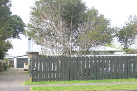 Photo of property in 16 Tui Street, Mount Maunganui, 3116