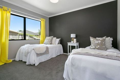 Photo of property in 33d Kelly Road, Cambridge, 3434