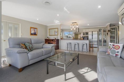 Photo of property in 32 Noble Johnston Drive, Katikati, 3129