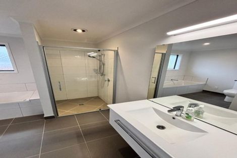 Photo of property in 23 Muirhill Place, Pokeno, 2402