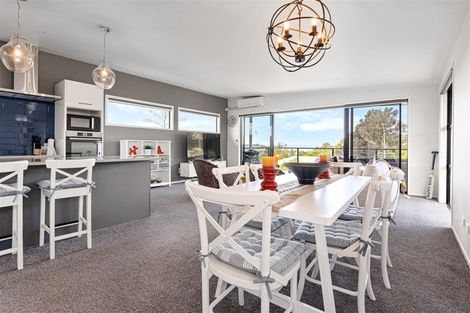Photo of property in 33 Hihitahi Rise, Paihia, 0200