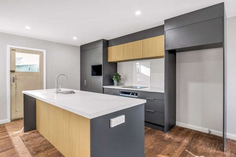 Photo of property in 11a Atiawa Street, Glen Avon, New Plymouth, 4312