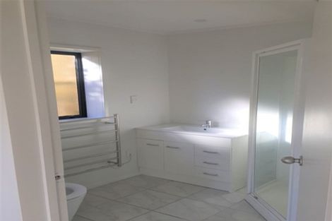 Photo of property in 6 Sheridan Terrace, Johnsonville, Wellington, 6037