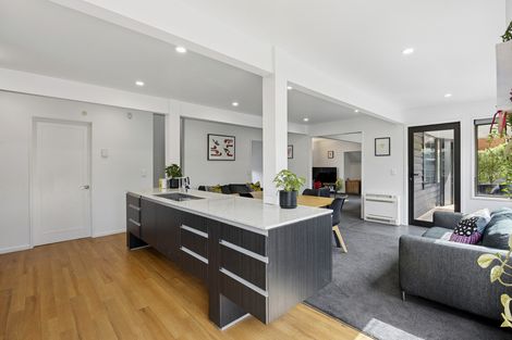 Photo of property in 18 Estuary Crescent, Fairfield, Dunedin, 9018