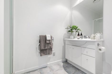 Photo of property in 6/27 The Rigi, Northland, Wellington, 6012