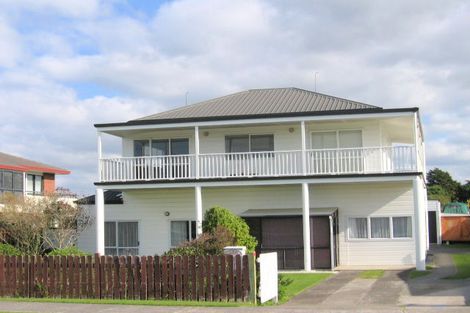 Photo of property in 594 Papamoa Beach Road, Papamoa Beach, Papamoa, 3118