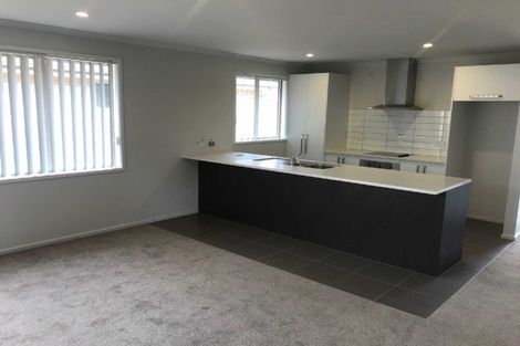 Photo of property in 15 Perla Road, Pukekohe, 2120