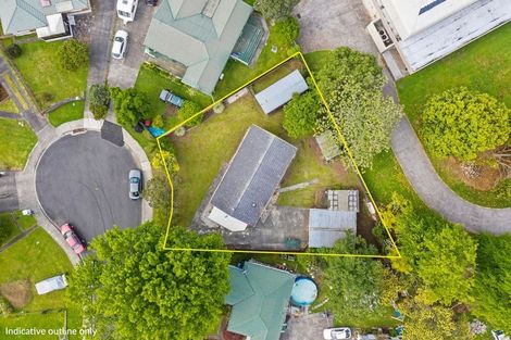 Photo of property in 13 Cooper Place, Papakura, 2110