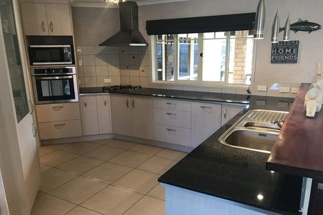 Photo of property in 10 Santa Cruz Drive, Papamoa Beach, Papamoa, 3118