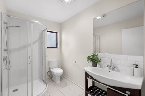 Photo of property in 37 Burnside Crescent, Burnside, Christchurch, 8053